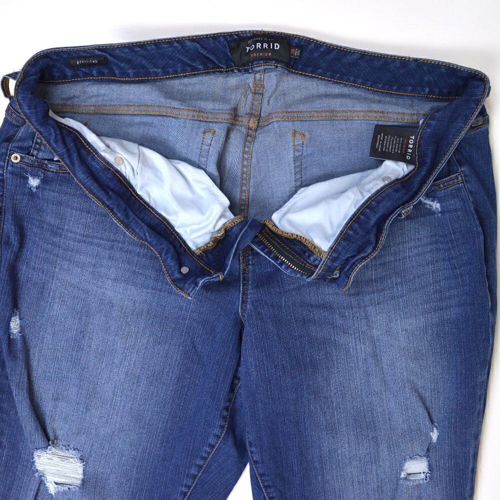 Torrid Boyfriend Distressed Jeans 20 - Picture 4 of 6